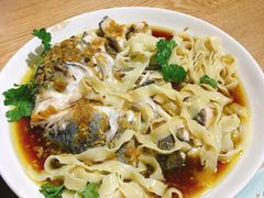 剁椒鱼头-老妈私房鱼头(欧洲城店)