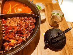 -白乐天毛肚火锅馆(解放碑店)