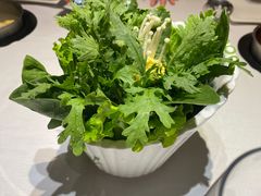 -泓炙颐凤鲜海鲜火锅料理(桐乡店)