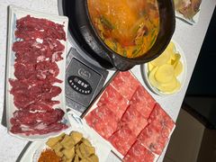 -贵府酸汤牛肉火锅·贵州老字号(飞山街店)