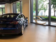 -TESLA 特斯拉(上海太古汇体验店)