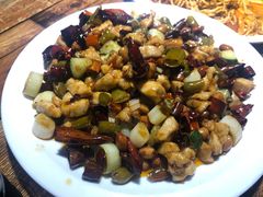 宫保鸡丁-川渝饭店