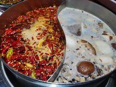 -乐山串串香老火锅(鼓楼店)