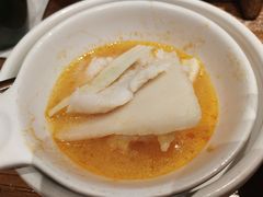 版纳野果酸汤鱼-云海肴·汽锅鸡·云南菜(美罗城店)