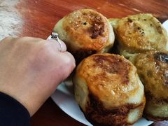 -宝瑞门钉肉饼店