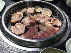 -釜御山海鲜烤肉火锅自助(新城市中心店)