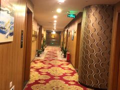 -清水湾酒店(深圳横岗塘坑地铁站店)