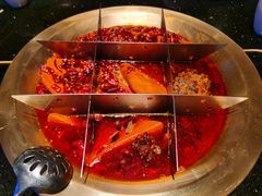 -周师兄大刀腰片火锅(洪崖洞旗舰店)