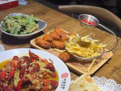 -叶派龙虾•招牌香辣蟹·海鲜(中海国际店)