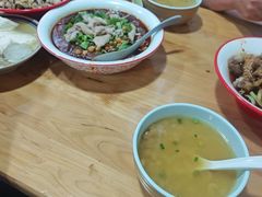 -朱大嘴肥肠血旺(福字街店)