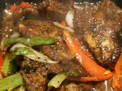 铁板黑椒蝴蝶骨-虾饺妹·酒家(金碧店)