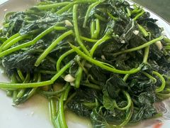 -正宗鸡饭粤香酒家(朱村店)