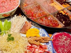 -周小明火锅(黑金冠社区店)