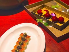 鱼子酱脆皮松板肉-解香楼(八盘岭路店)