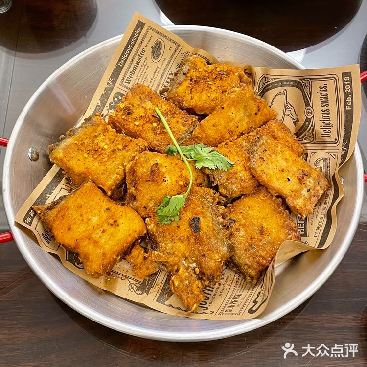 给家人做饭🍲蜜汁鸡中翅|椒盐鱼骨|鱼头萝卜汤