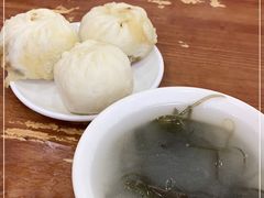 -胡成记口蘑龙眼包子(盐道街店)