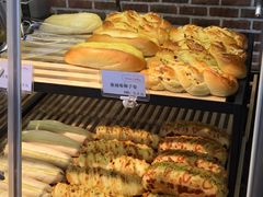 -TIMO COFFEE 阿拉校园面包