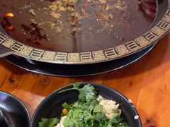 -三道苗苗鱼·美蛙黄辣丁(八里店)