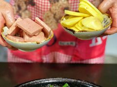 -石灰市毛记烧鸡公(解放碑店)