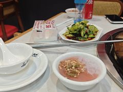 -鲁员外地锅鸡地锅鱼(古墩路店)
