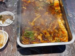 -老街烧烤大排档·地道湖北菜·龙虾馆(汉口火车站店)
