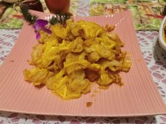 -月亮眼花园餐厅书吧酒吧