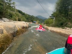 -虎啸峡漂流