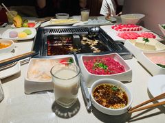 -海底捞火锅鲜切牛肉主题店(长寿路店)