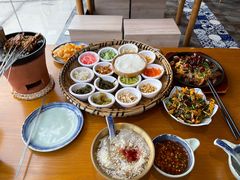 -包整·丝娃娃(一览甲秀楼风景店)