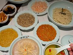 -裕兴记•蟹黄面馆(人民广场店)