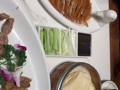 -梅利汴京烤鸭•开封豫菜地标店(东大街店)