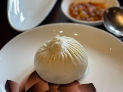 蟹粉大肉包-杭州西子湖四季酒店·金沙厅