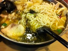 花溪王-鑫花溪牛肉米粉(凤凰街创始总店)