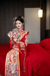 -艺憬婚纱礼服·造型(二七万达店)