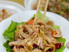 -崴海渔村(虹梅路店)