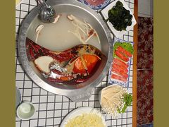 -山悦里 山野·鲜火锅(罗斯福广场店)