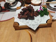 -哈啾嗨·新概念蒙餐(红星新城店)