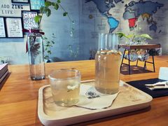 -ZING COFFEE 镜咖啡