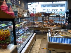 面包甜点陈列柜-巴黎贝甜(右安门店)