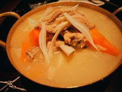 -阿里家·新疆烤肉酒場 by MIG