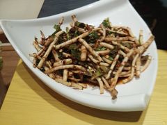 -四季喧黔味豆米火锅(万达广场店)