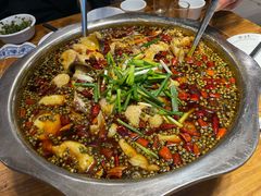 -乡土特色.冷锅鱼.牦牛肉汤锅