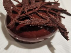 橄榄巧克力慕斯-潮一不贰·法式甜品·生日蛋糕·西式简餐(外滩店)