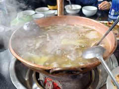 -朝伟清真铜瓢牛肉馆(三十年老·店)