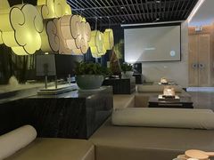 -新盈光·云会所(百丈东路店)