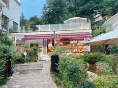 -Cafe In Little Forest