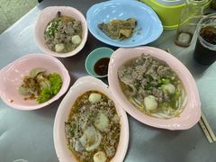 -榮泰米粉湯(Left Shop)