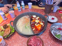 -赵美丽·重庆社区火锅·直营店(火车东站·中豪国际店)