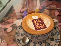 -北平花园·MUA摩造汉堡·北平咖啡(南锣鼓巷胡同店)