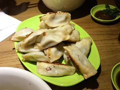 -锅贴王小吃(南大街店)